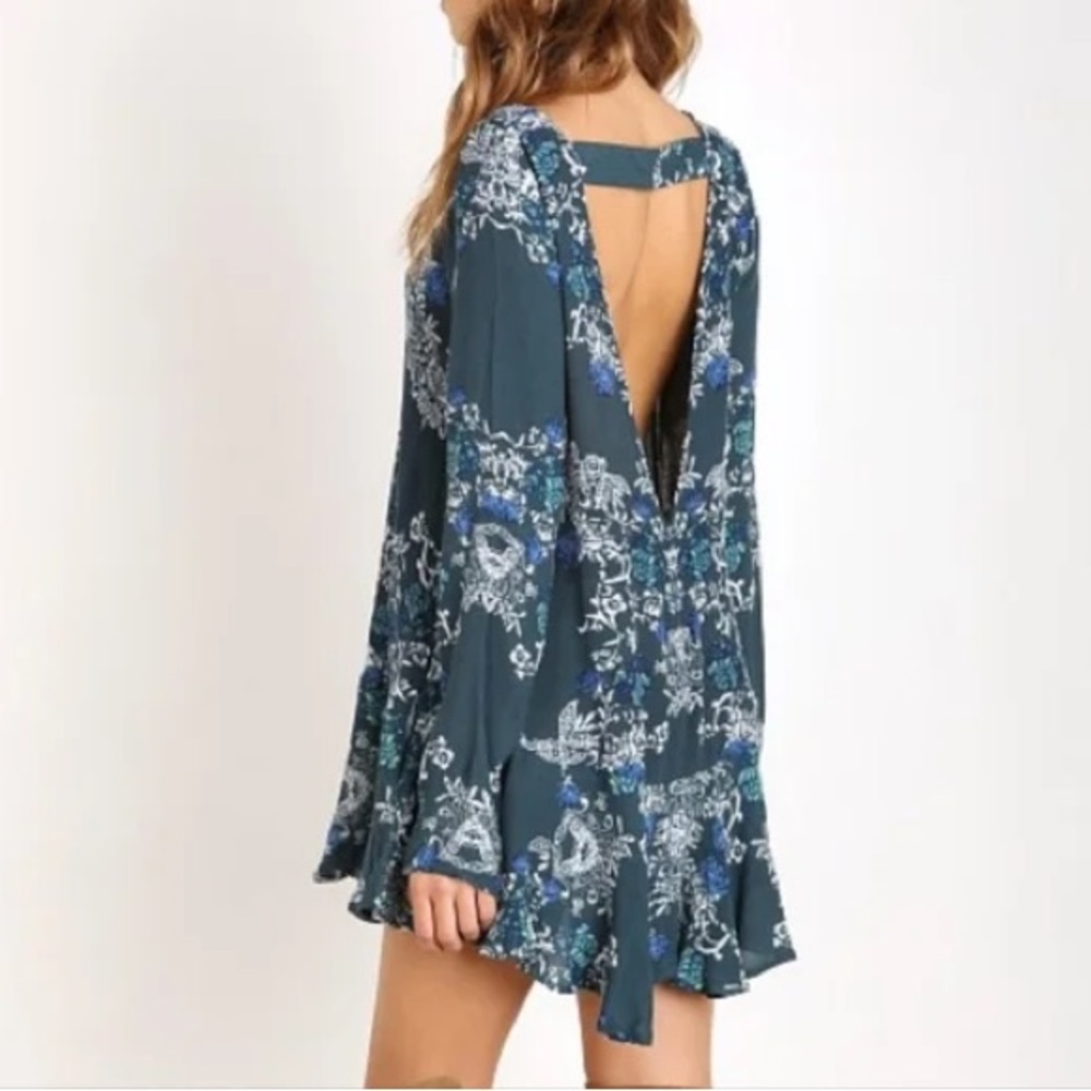 Blue and White Long Sleeve Sundress - Picture 2 of 4